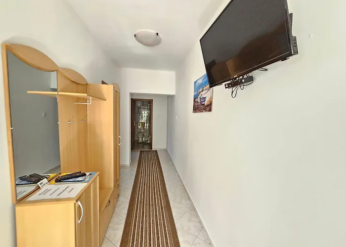 Apartmán In Mit Grill- Terrasse Und Garten By Interhome *