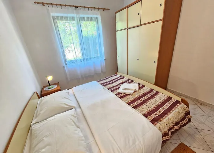 Apartmán In Mit Grill- Terrasse Und Garten By Interhome *